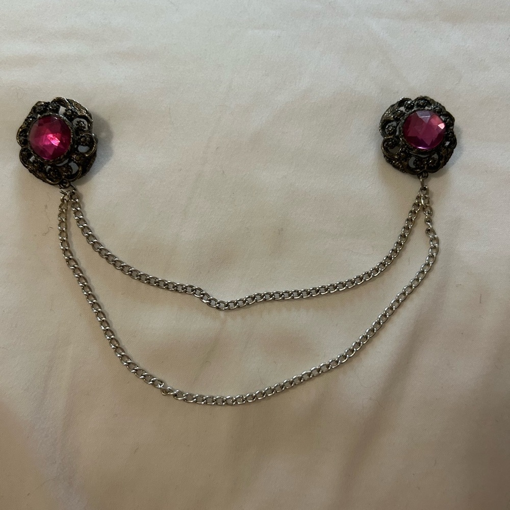 Vintage Sweater Clip